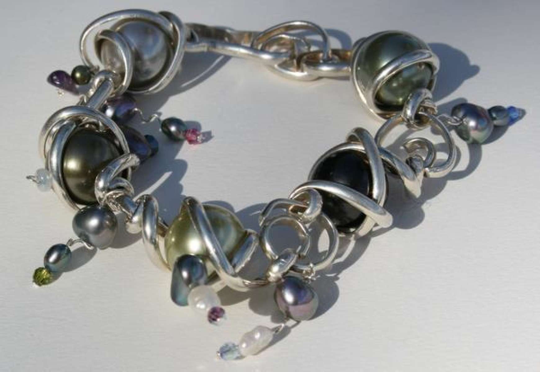 Shades of Grey Twists and Turns bracelet